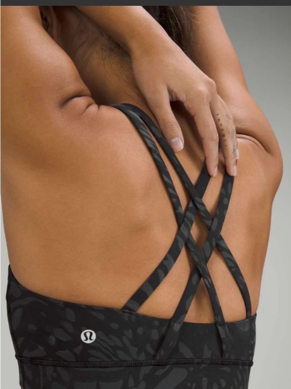 Lululemon energy bra size 8
